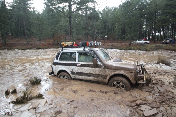 Off-Road tutkunları Sındırgı’da buluştu