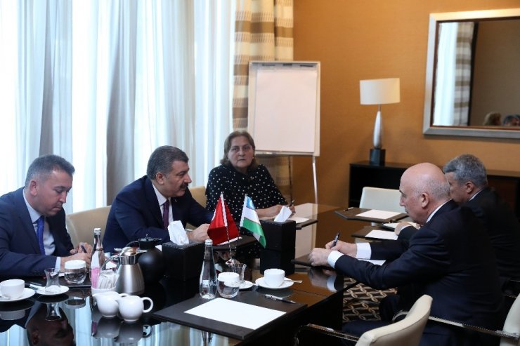 Bakan Koca, Özbekistan Sağlık Bakanı Shadmanov ile bir araya geldi