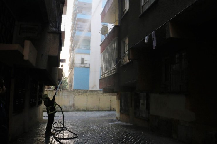Şanlıurfa’da ev yangını korkuttu