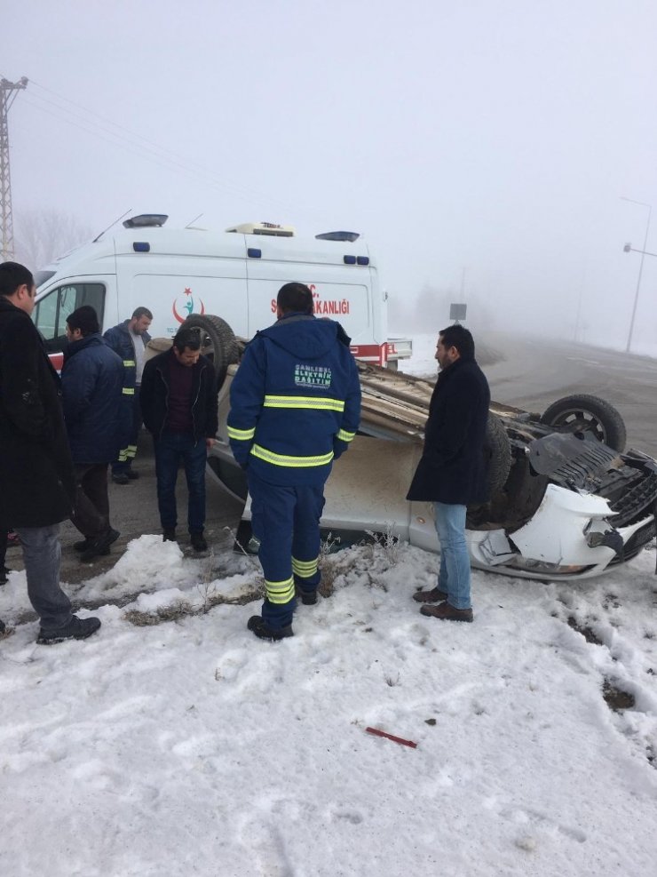 AK Partili Öztoprak, kaza geçirdi