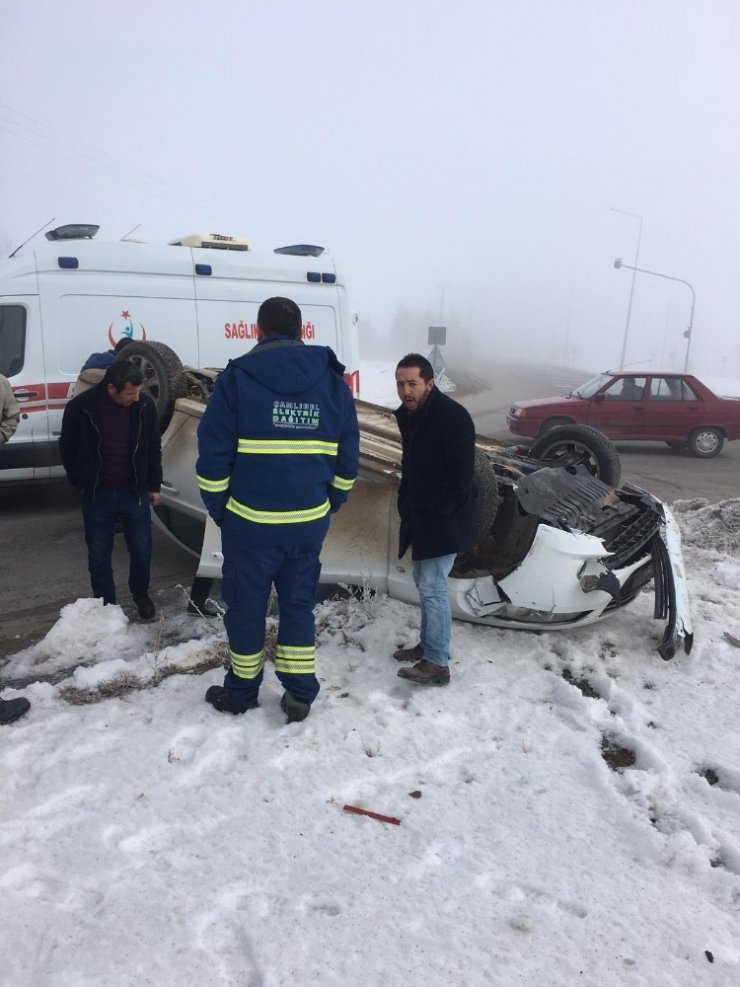 AK Partili Öztoprak, kaza geçirdi