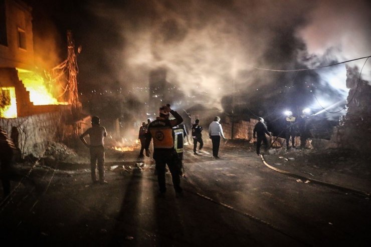 Esad rejimi ve Rus savaş uçakları İdlib’i vurdu: 3 ölü, 9 yaralı