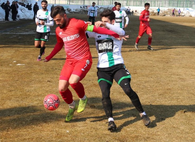 TFF 2. Lig: Sivas Belediyespor: 1 - Sakaryaspor: 1