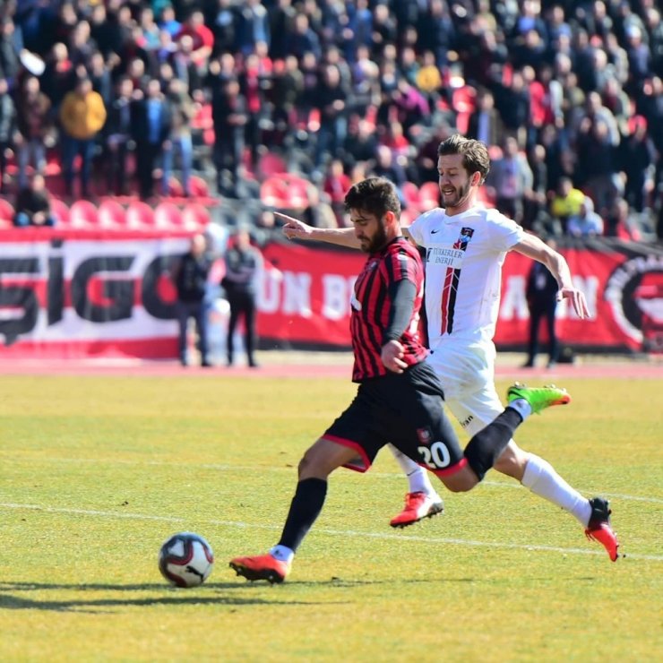 TFF 2. Lig: Uşakspor: 2-Van BBSK:1