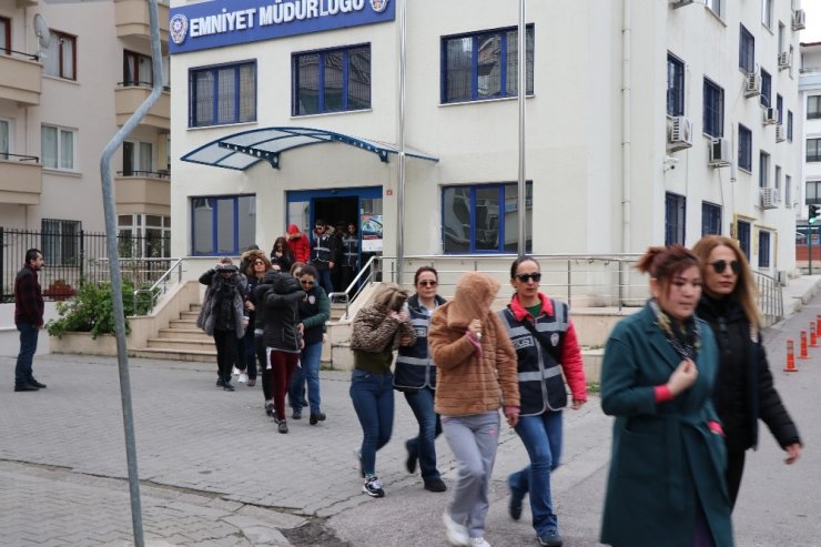 Yalova’da büyük fuhuş operasyonu: 50 gözaltı