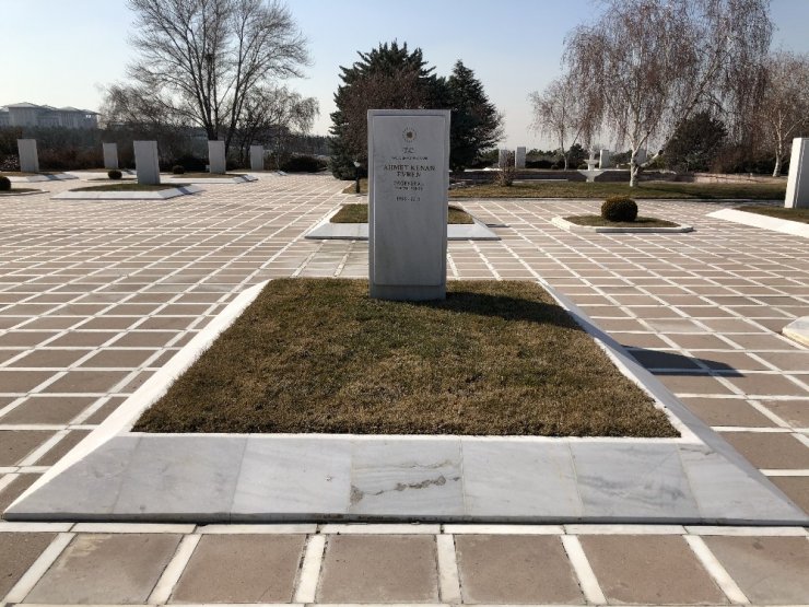 Yargıtay Cumhuriyet Başsavcılığından "Kenan Evren ve Tahsin Şahinkaya’nın rütbeleri alınsın" talebi