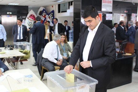 24-001.jpg