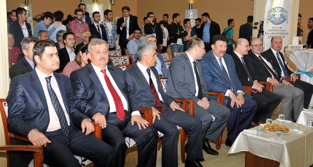 4.-unikop-muhendislik-ogrenci-proje-pazarinda-oduller-verildi-(6).jpg
