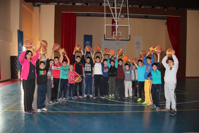 500-cocuk-uyusturucudan-uzaklastirilip-sporcu-yapildi-(1).jpg