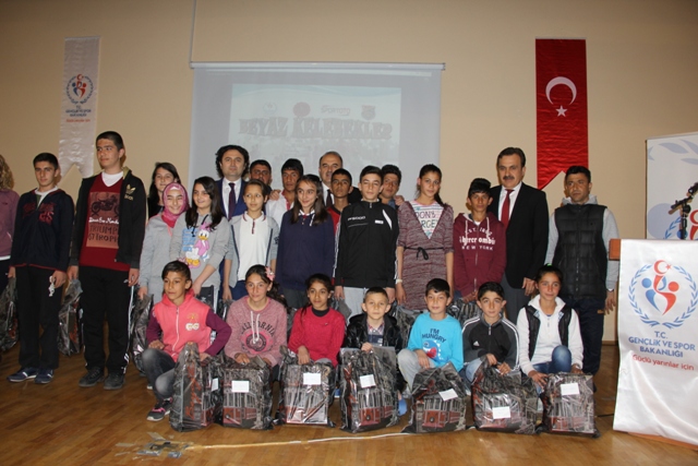 500-cocuk-uyusturucudan-uzaklastirilip-sporcu-yapildi-(3).jpg