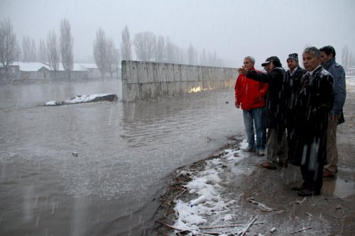 Kura Nehri'ndeki taşkın