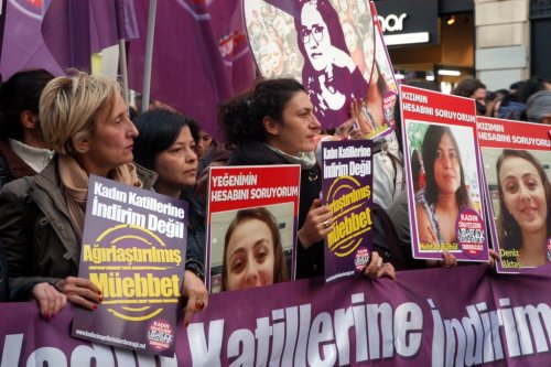 Kadın Cinayetlerini Durduracağız Platformu'ndan eylem