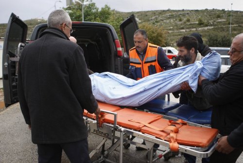 İsrail askerleri tarafından öldürülen Filistinli