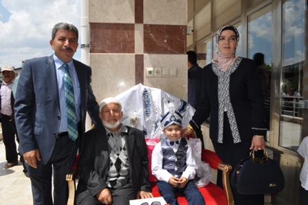 abaci-ailesi-cifte-mutluluk-yasadi-(22).jpg