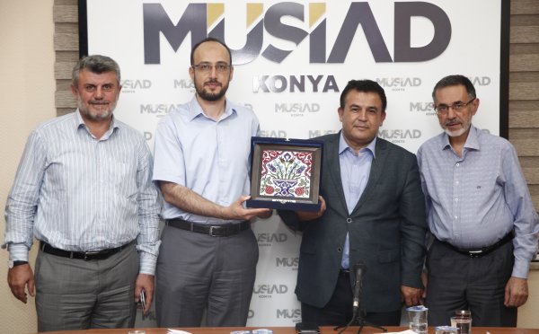 abdullah-ciftci-“insanin-kontrol-edildigi-bir-dunya-kurgulaniyor”-(2).jpg