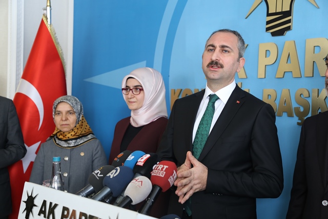 adalet-bakani-gul,-konyada-(4).jpg