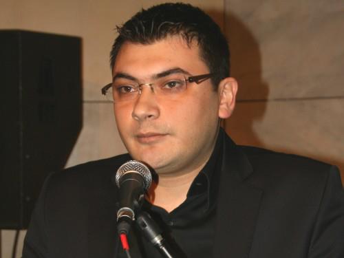 ahmet-izi--(1).jpg