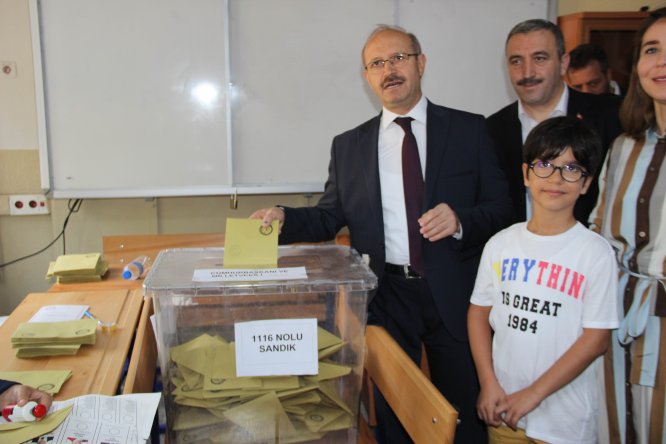 ahmet-sorgun’a-‘sen--(1).jpg