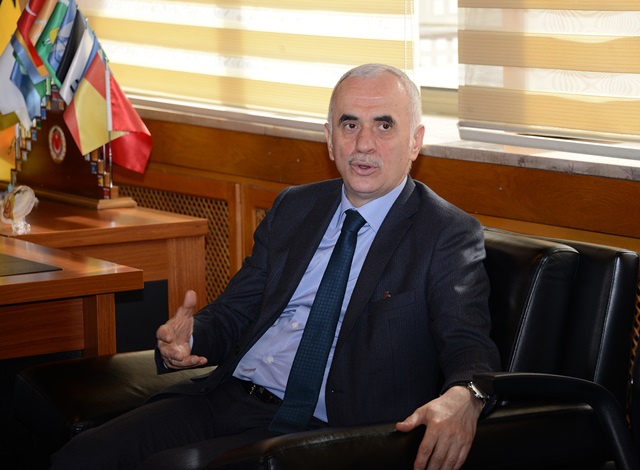 ak-parti-genel-baskan-yardimcisi-erol-kaya-konya-planlamada-ornek-sehir-(4).jpg