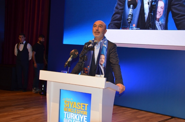 ak-parti-il-genclik-kollari-kongresi-gerceklestirildi-(6).jpg