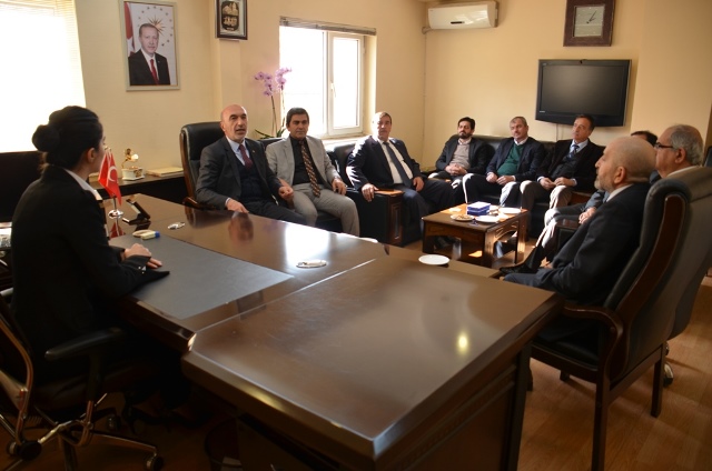 ak-parti-ilce-ziyaretlerine-basladi-(4).jpg