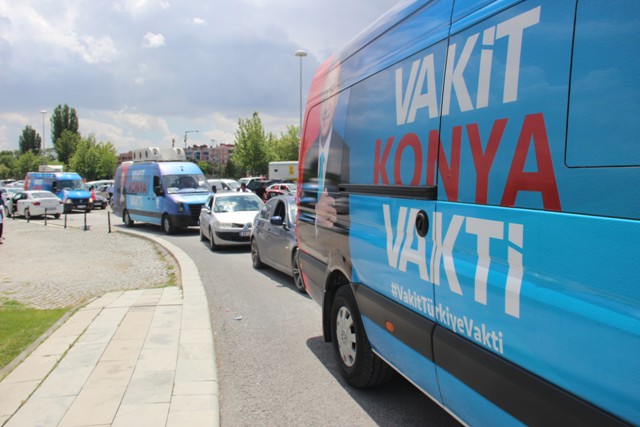 ak-parti-konyadan-bin-araclik--(2).jpg