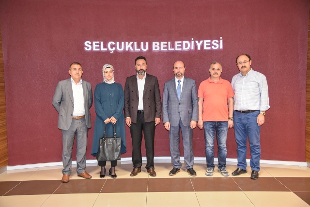 ak-parti-selcuklu’dan-pekyatirmaciya--(4).jpg