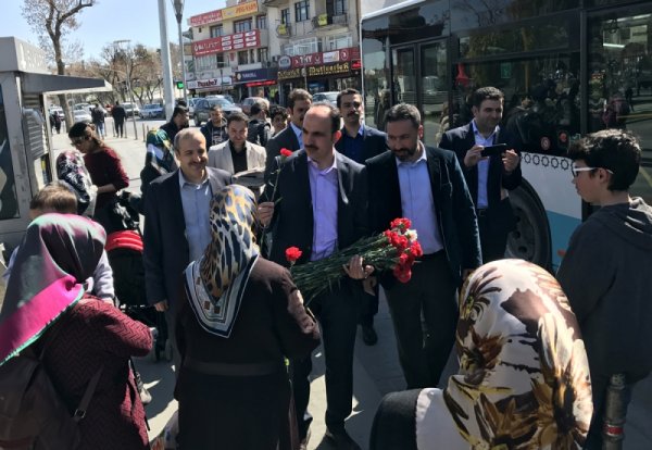 ak-parti-selcukluda-guclu-turkiye-icin-durmak-yok-(5).jpg