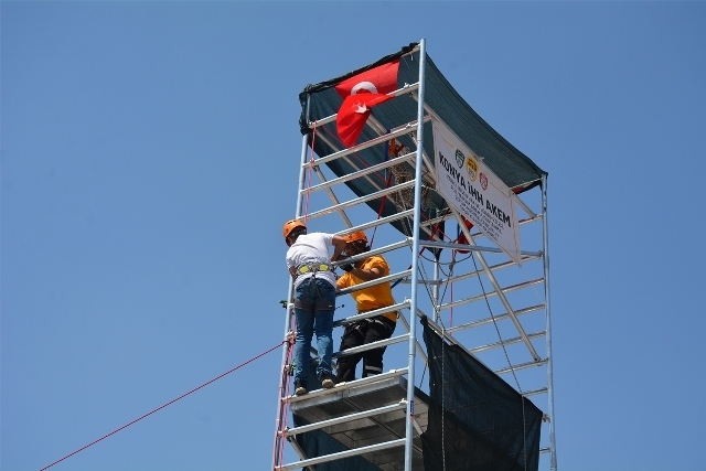 akem-arama-kurtarma-hakkinda-bilinclendiriyor-(2).jpg
