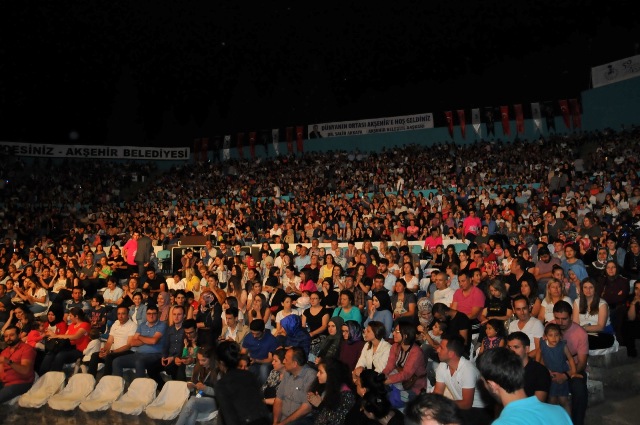 aksehir’de-kirac-konseri--(6).jpg