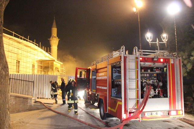 alaaddin-cami-yangin-(6).jpg
