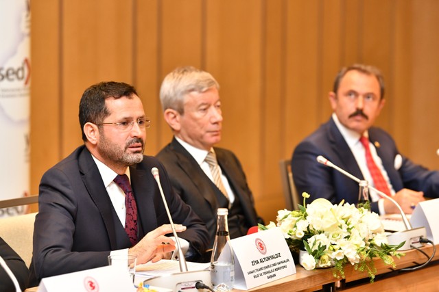 altunyaldiz-“turkiye-kendisine-guvenen-herkese-kazandirdi-(1).jpg