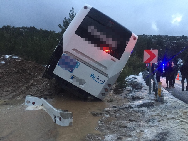 antalyada-yolunda--(3).jpg