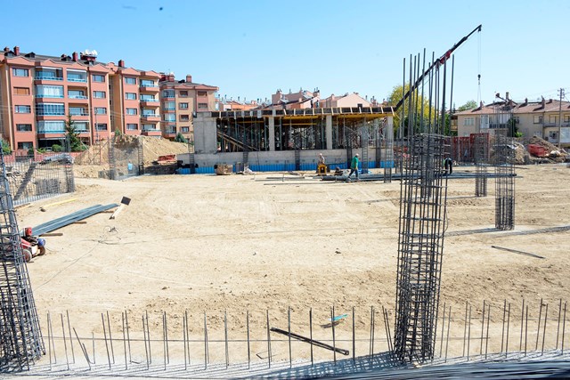 askan-spor-kompleksi-hizla-yukseliyor-(3).jpg
