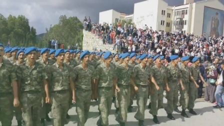 askerler-osmanli-ordu-marsiyla-ortaligi-inletti-6764469_3614_m.jpg askerler-osmanli-ordu-marsiyla-ortaligi-inletti-6764469_3614_m.jpg