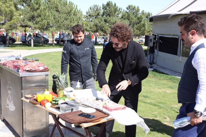 atesbaz-veli’de-gastro--(1).jpg