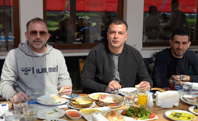 atiker-konyaspor-kahvalti-(16).jpg