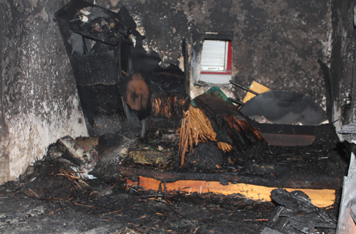 aw000007_05.jpg aw000007_05.jpg