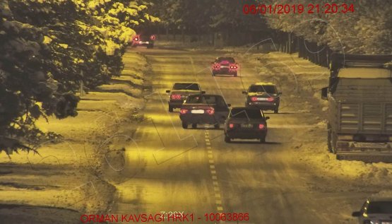 aw591830_04.jpg