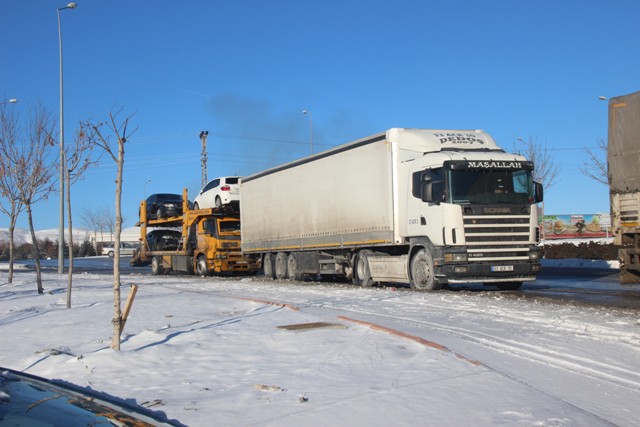 aw591844_10.jpg