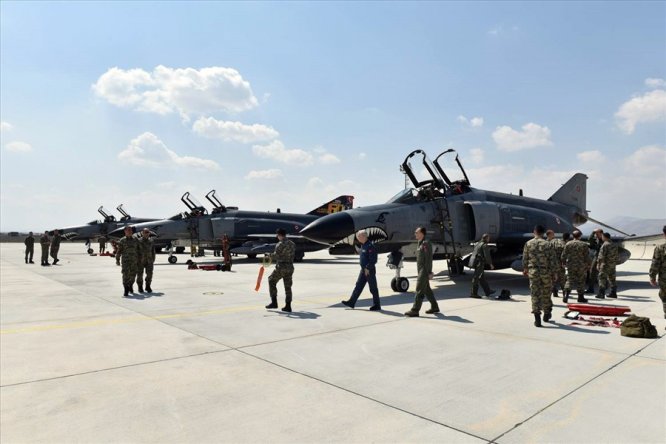 aw672763_01.jpg