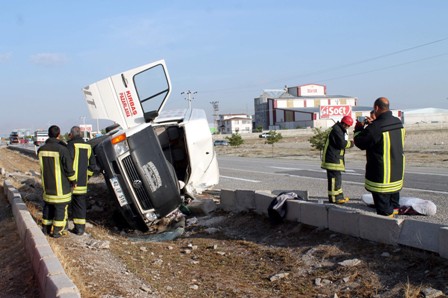 aw763836_08.jpg aw763836_08.jpg