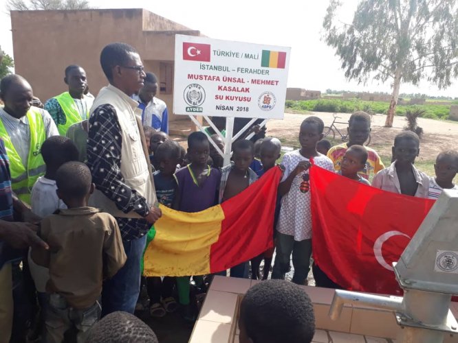 ayder-afrika’da-yuzleri--(8).jpg
