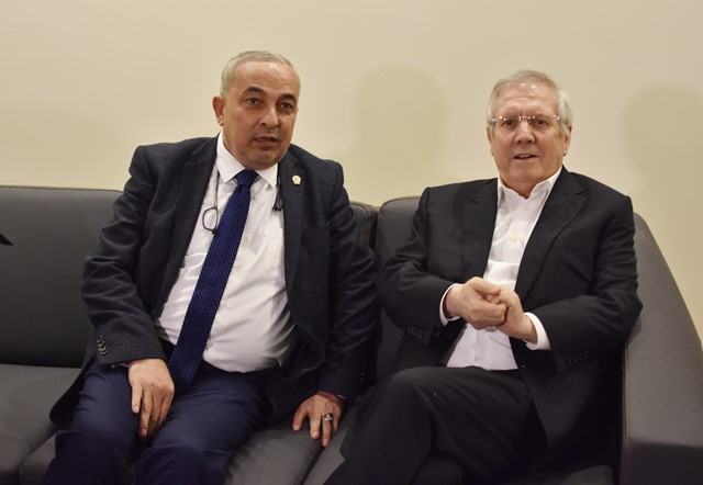 aziz-yildirim-1-milyon-uyeye-ulasilinca-fenerbahcenin-hic-kimsenin-parasina-ihtiyaci-olmayacak_7028_dhaphoto2.jpg
