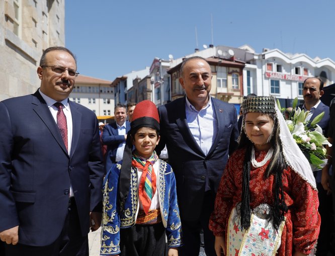 bakan-cavusoglu-konya’da--1-(1).jpg