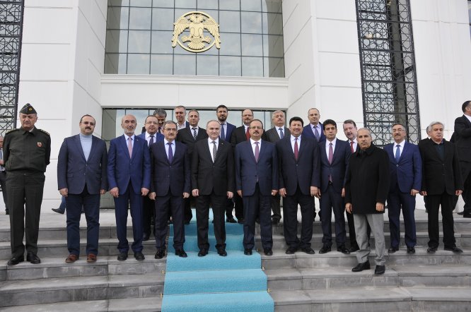 bakan-ozlu’den-selcuk-universitesi’ne-ziyaret-(6).jpg