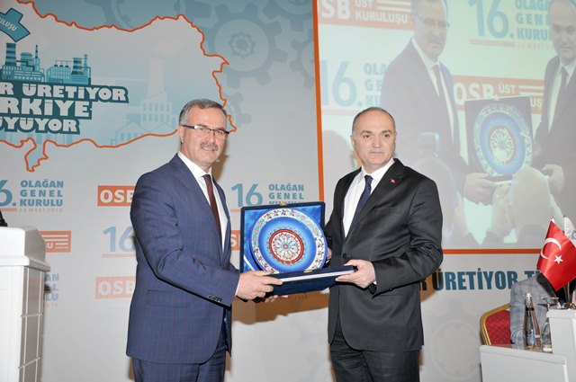 bakan-ozlu-“turkiye-gumbur-gumbur-geliyor-(5)-001.jpg