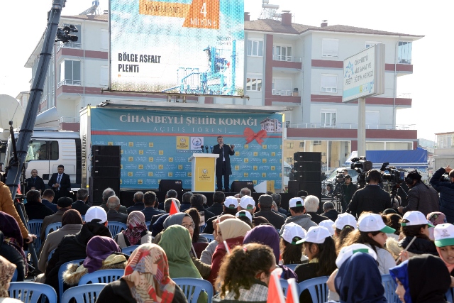 baskan-akyurek-cihanbeyli-sehir-konagi’nin-acilisini-yapti-(7).jpg