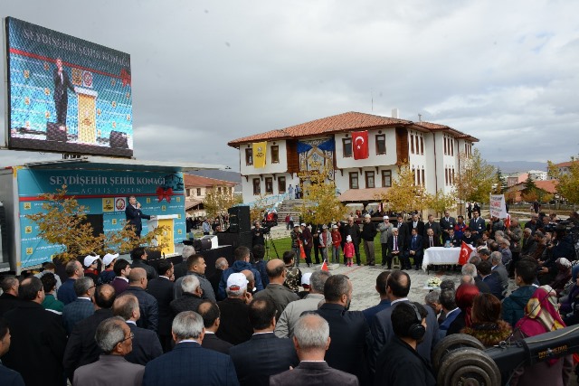 baskan-akyurek-seydisehir-sehir-konagi’nin-acilisini-yapti-(3).jpg