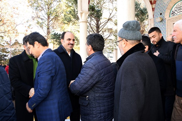 baskan-altay,-belediye-camisinde--(1).jpg